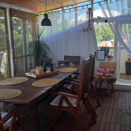 Apartment Summer