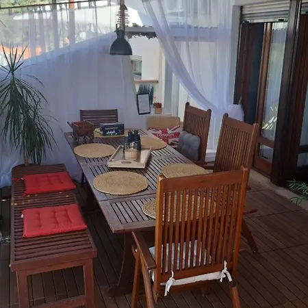 Summer Apartment *